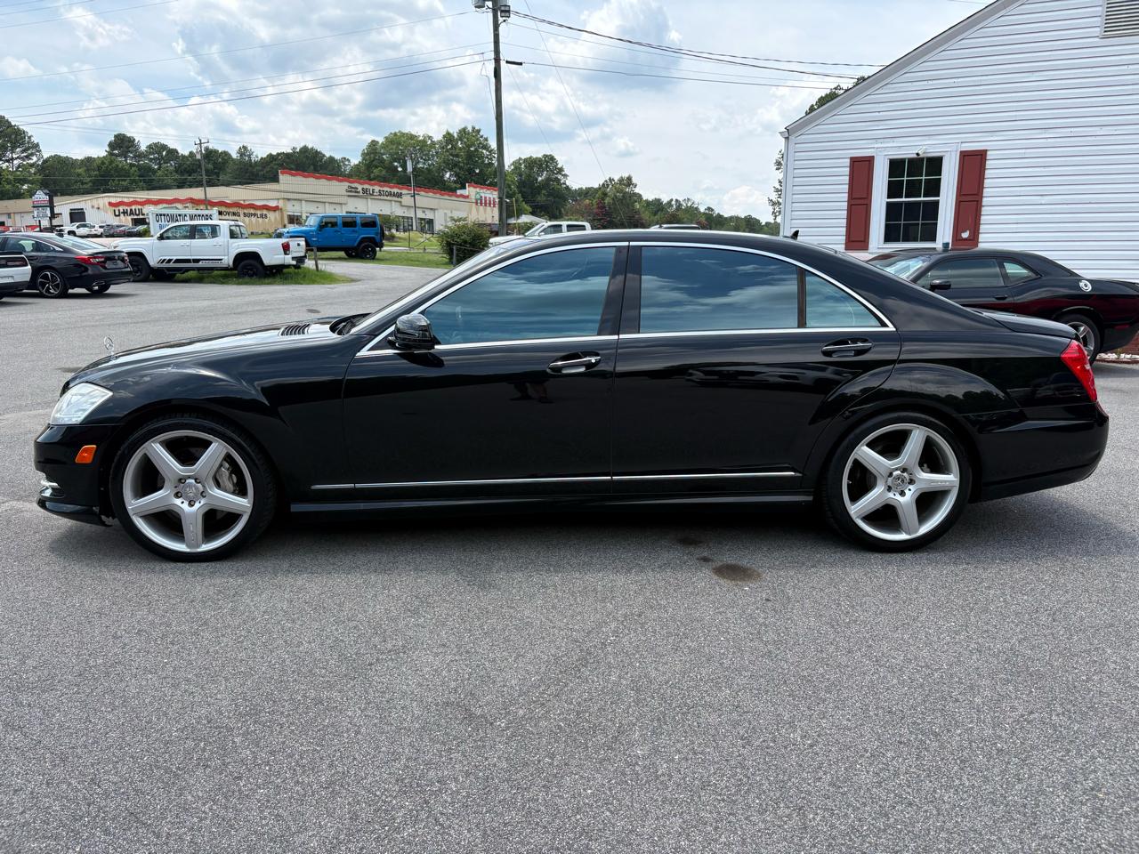 Mercedes-Benz S-Class S550 2011