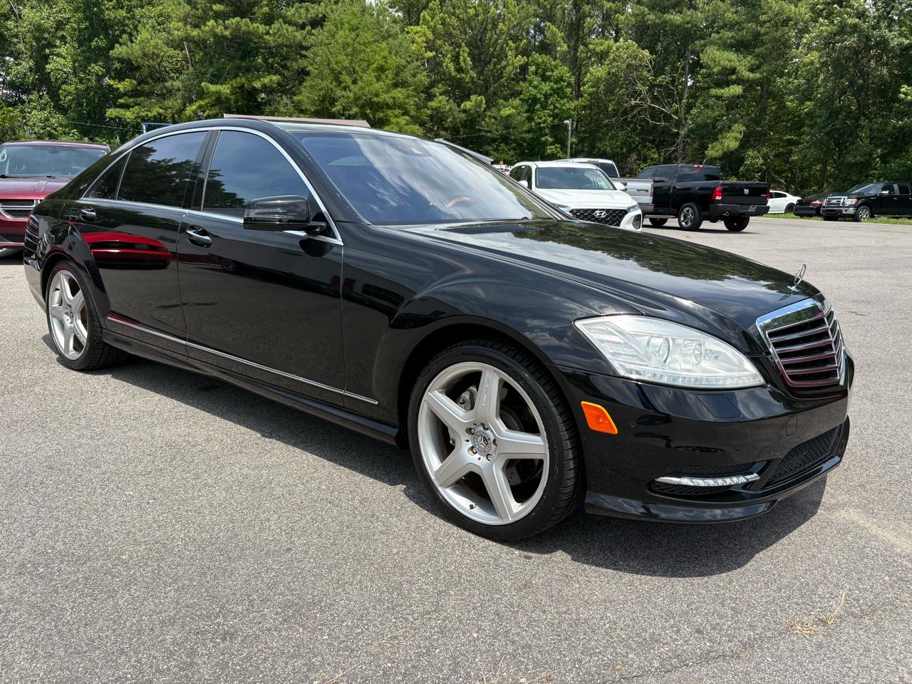 Mercedes-Benz S-Class S550 2011