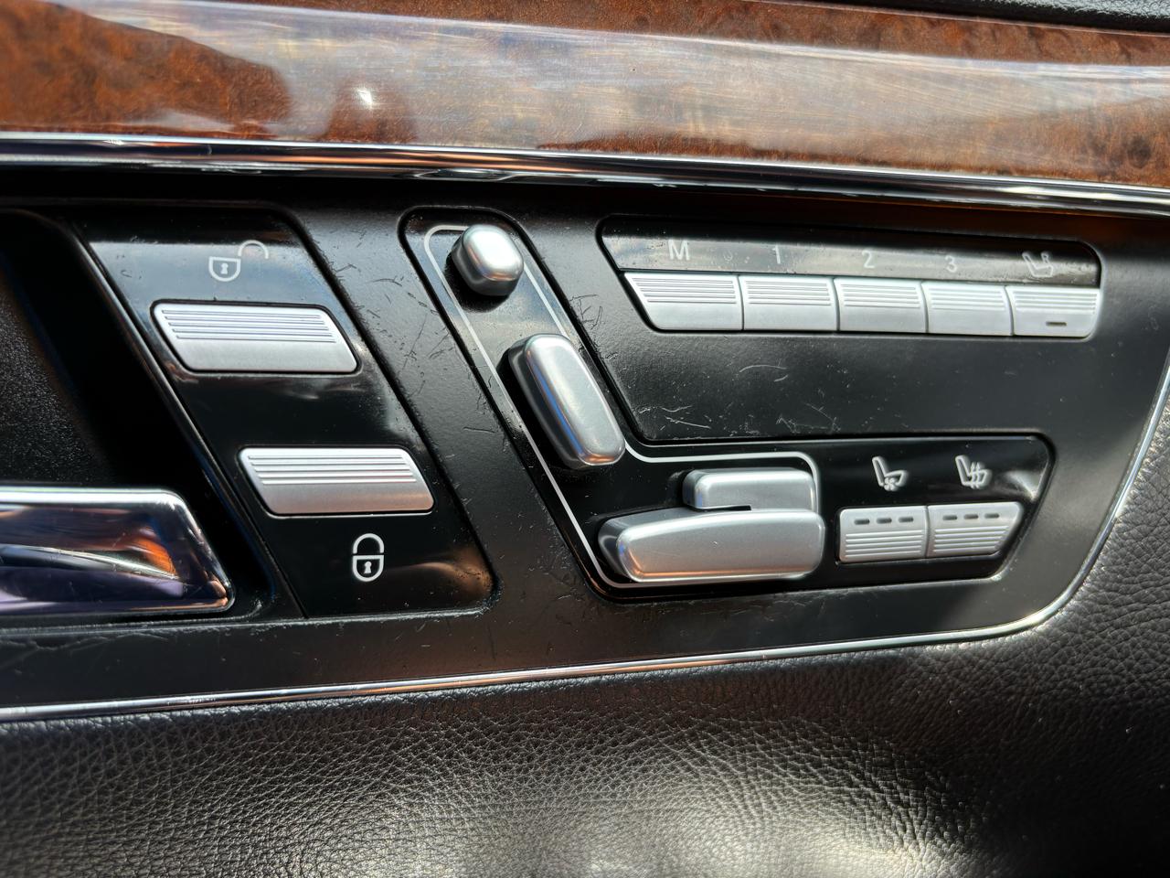 Mercedes-Benz S-Class S550 2011