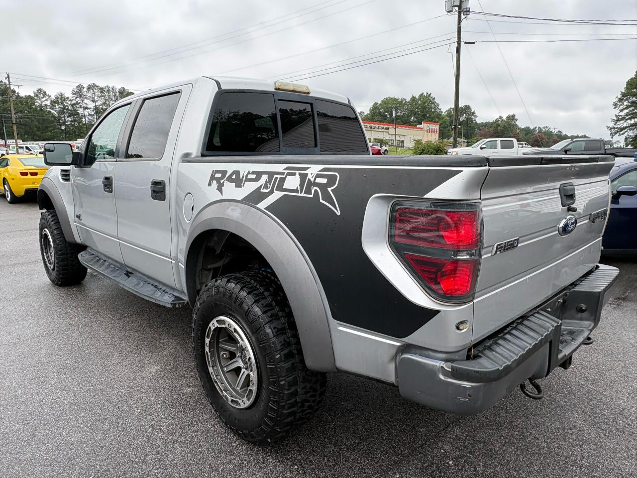 Ford F-150 SVT Raptor SuperCrew 5.5-ft. Bed 4WD 2012