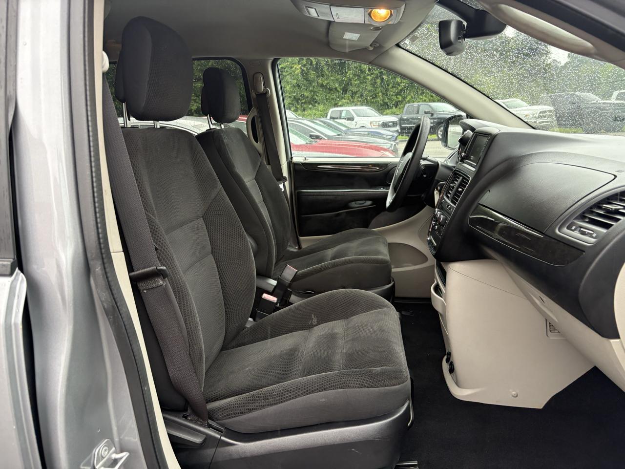 Dodge Grand Caravan SE 2019