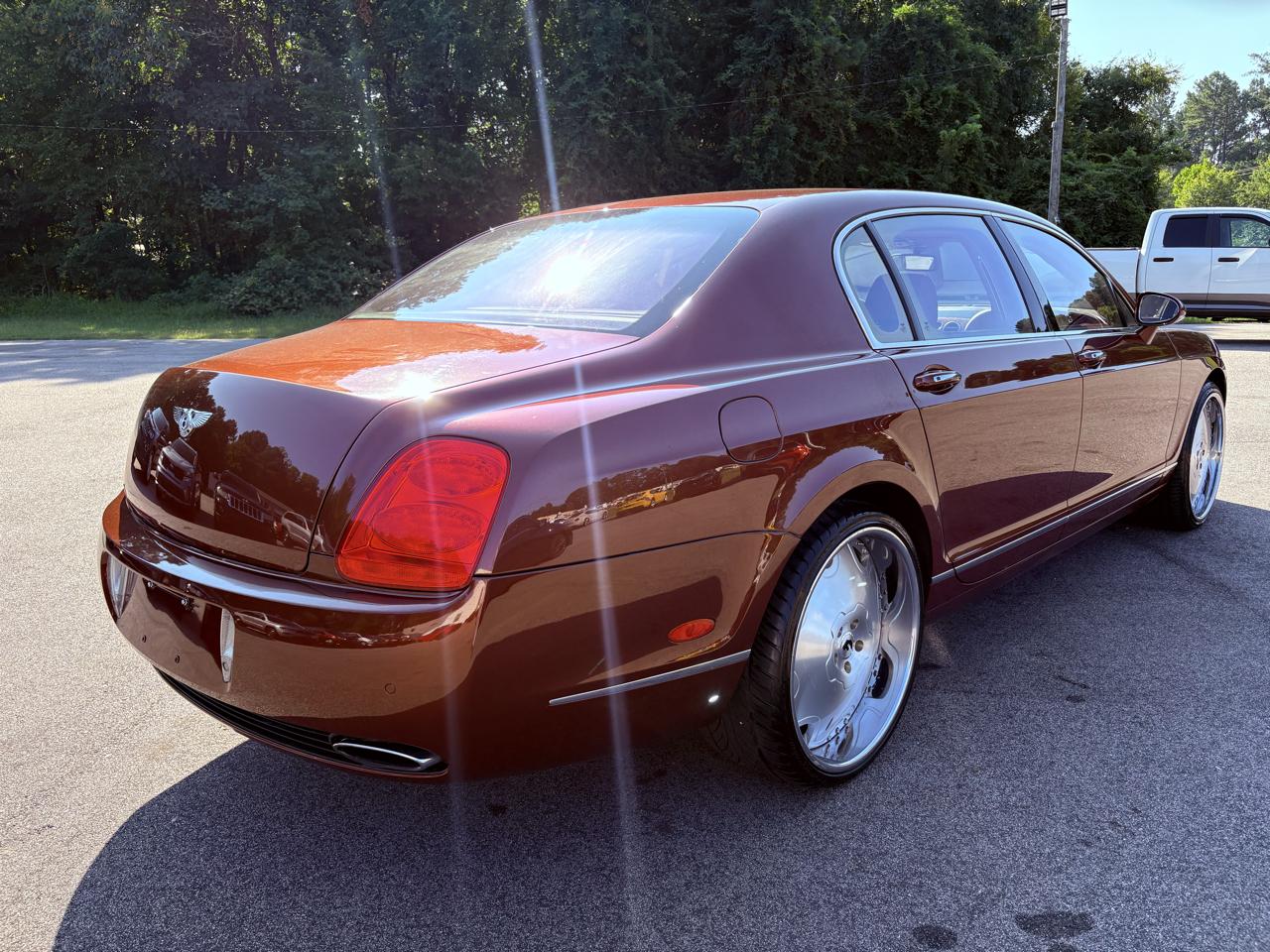 Bentley Continental Flying Spur Sedan 2007