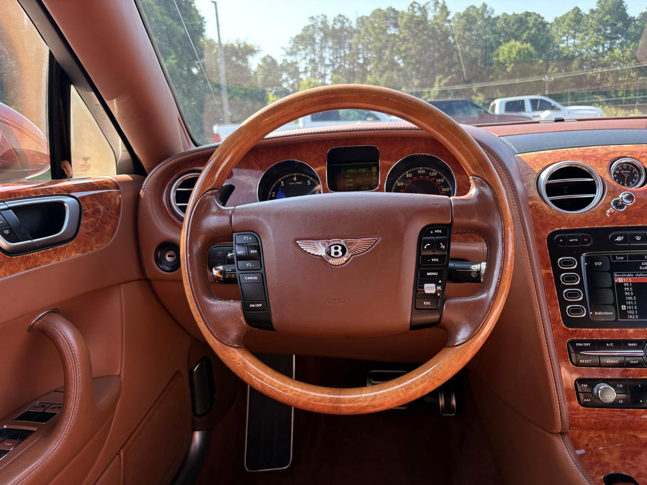 Bentley Continental Flying Spur Sedan 2007