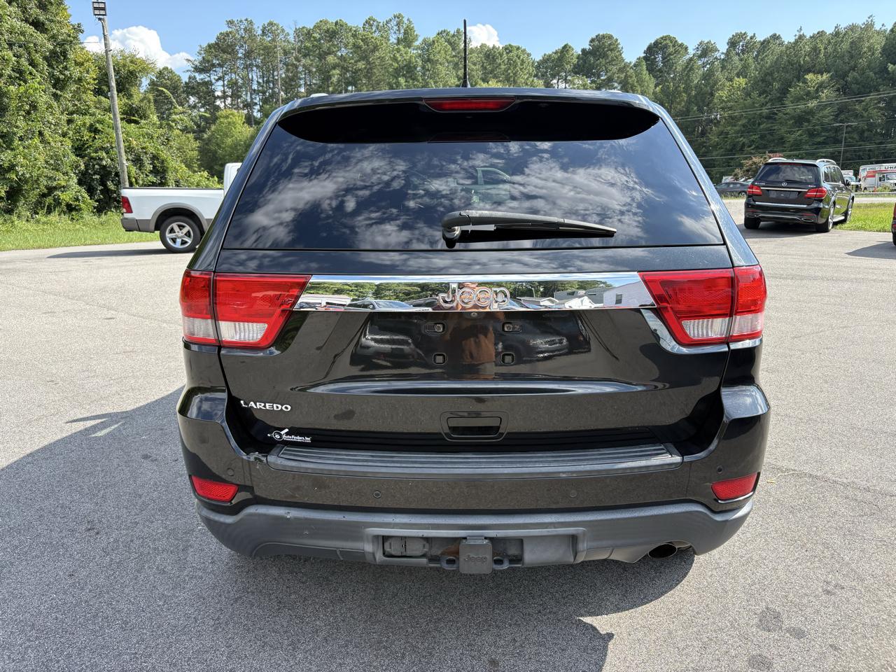 Jeep Grand Cherokee Laredo 2WD 2012