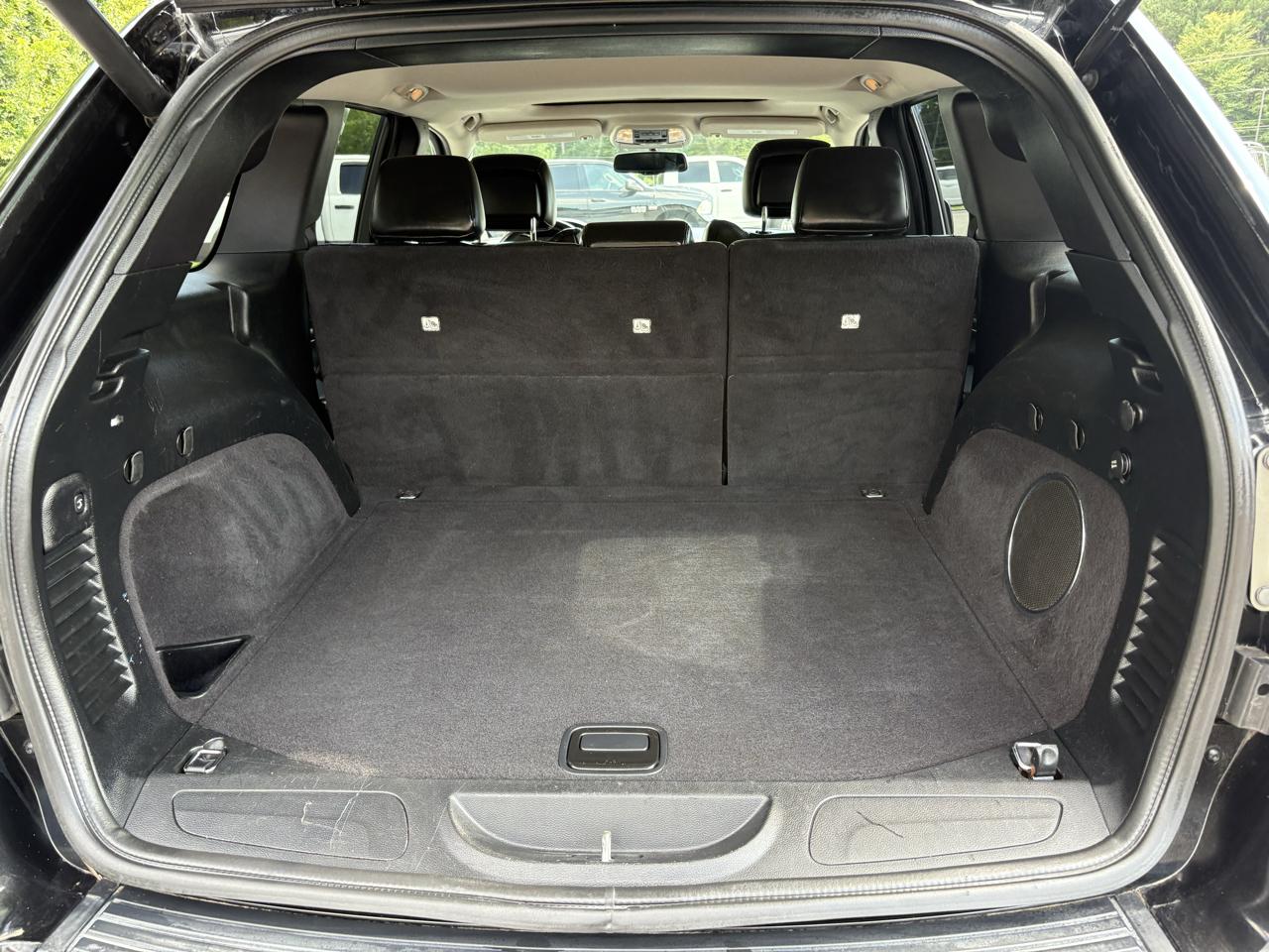 Jeep Grand Cherokee Laredo 2WD 2012