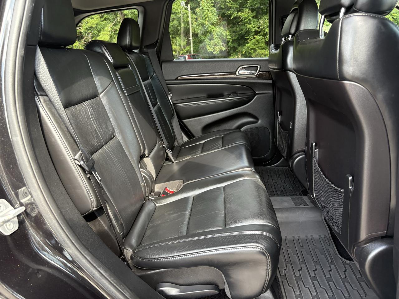 Jeep Grand Cherokee Laredo 2WD 2012