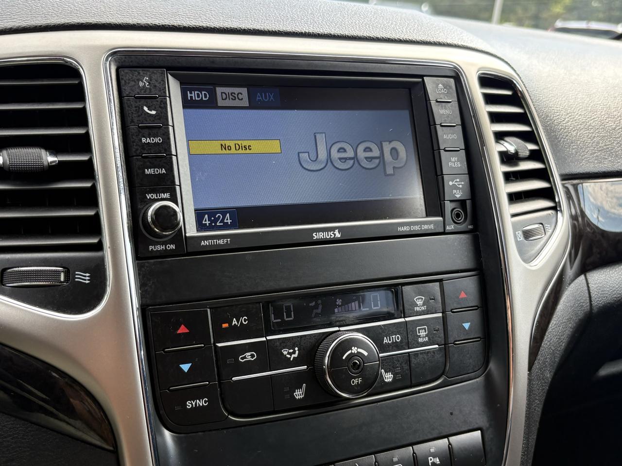 Jeep Grand Cherokee Laredo 2WD 2012