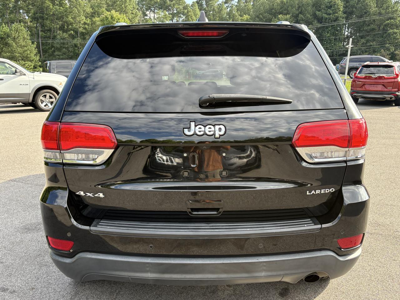 Jeep Grand Cherokee Laredo 4WD 2018