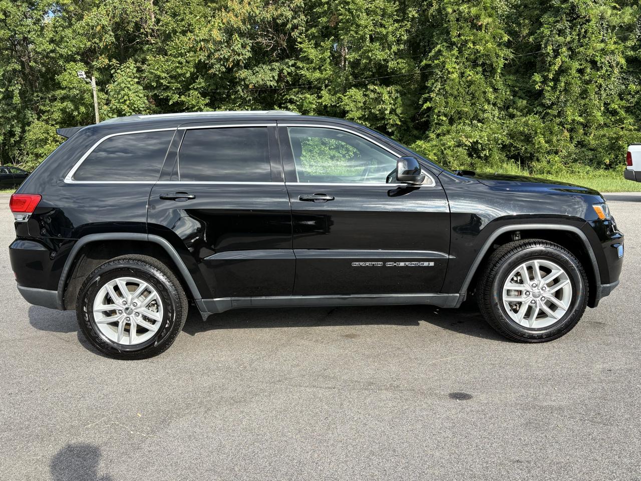 Jeep Grand Cherokee Laredo 4WD 2018