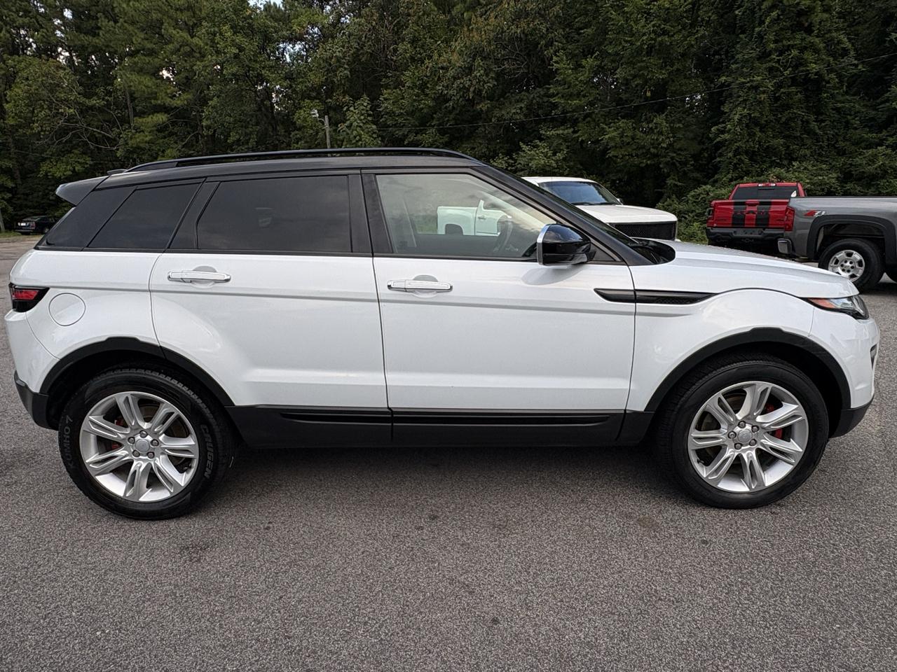 Land Rover Range Rover Evoque SE Premium 4D SAV 2017