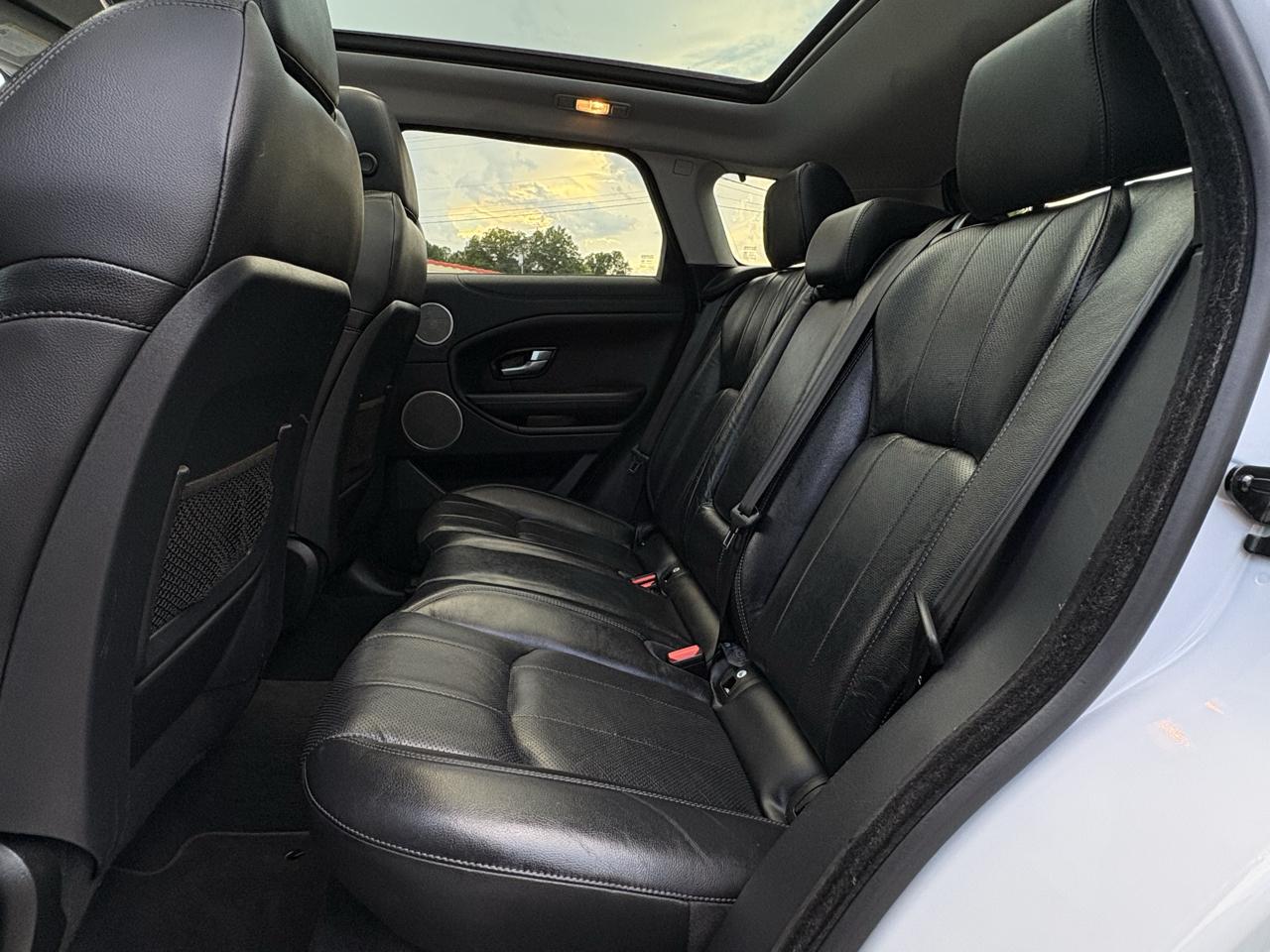 Land Rover Range Rover Evoque SE Premium 4D SAV 2017