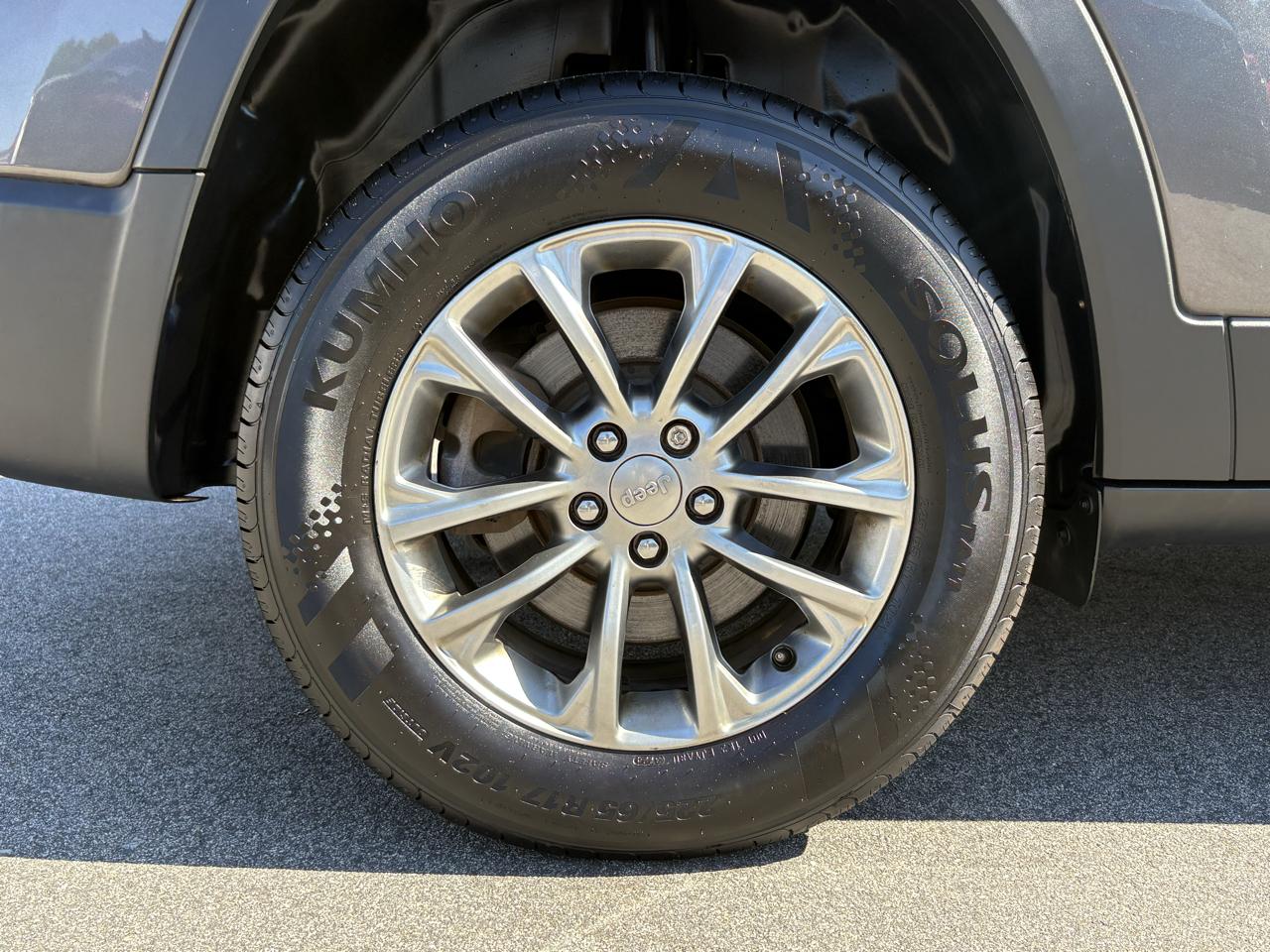 Jeep Cherokee Latitude Plus 4WD 2019