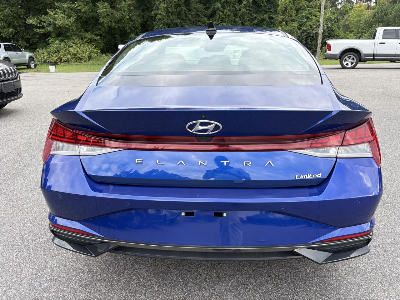 Hyundai Elantra Limited 2023