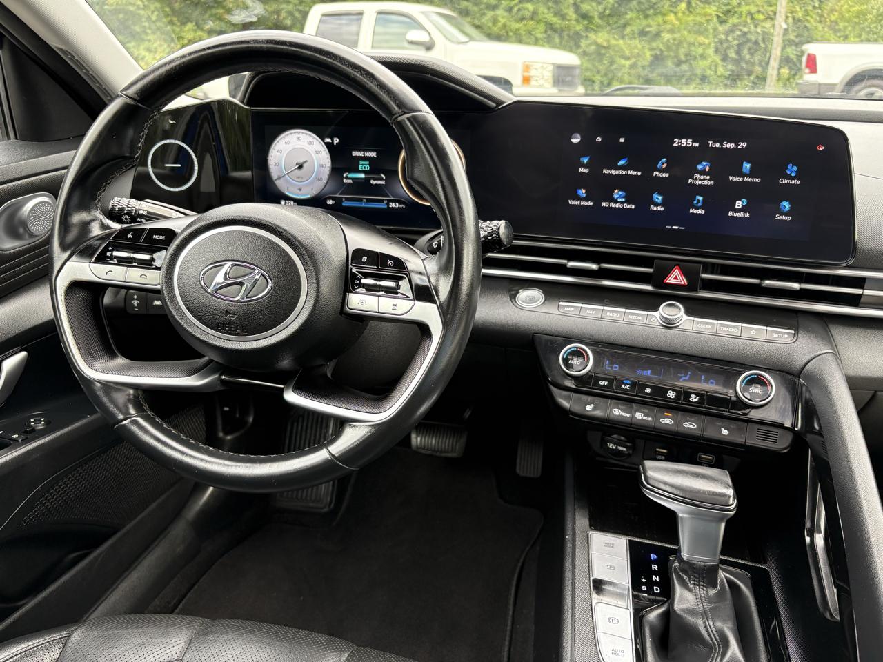 Hyundai Elantra Limited 2023