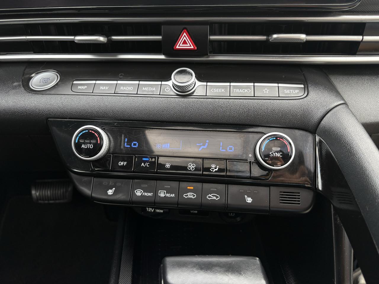 Hyundai Elantra Limited 2023
