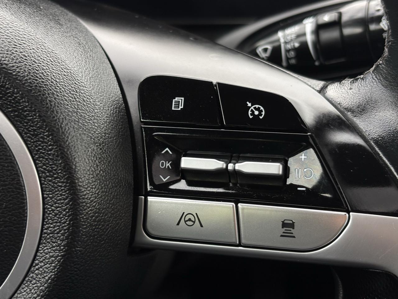 Hyundai Elantra Limited 2023