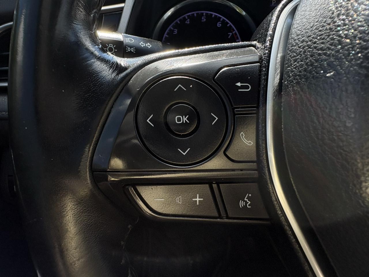Toyota Camry SE 2020
