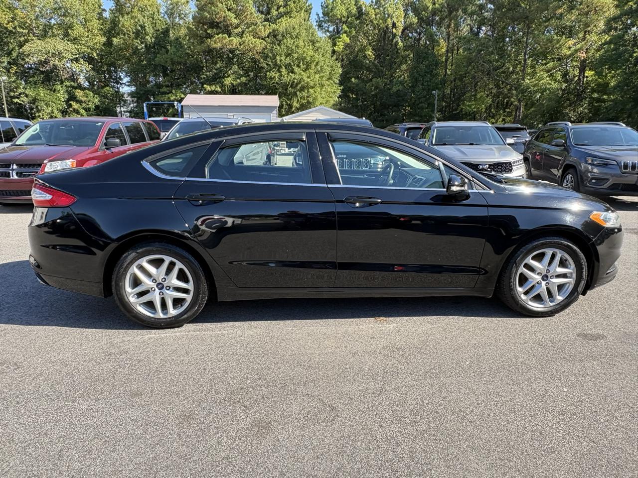 Ford Fusion SE 2016