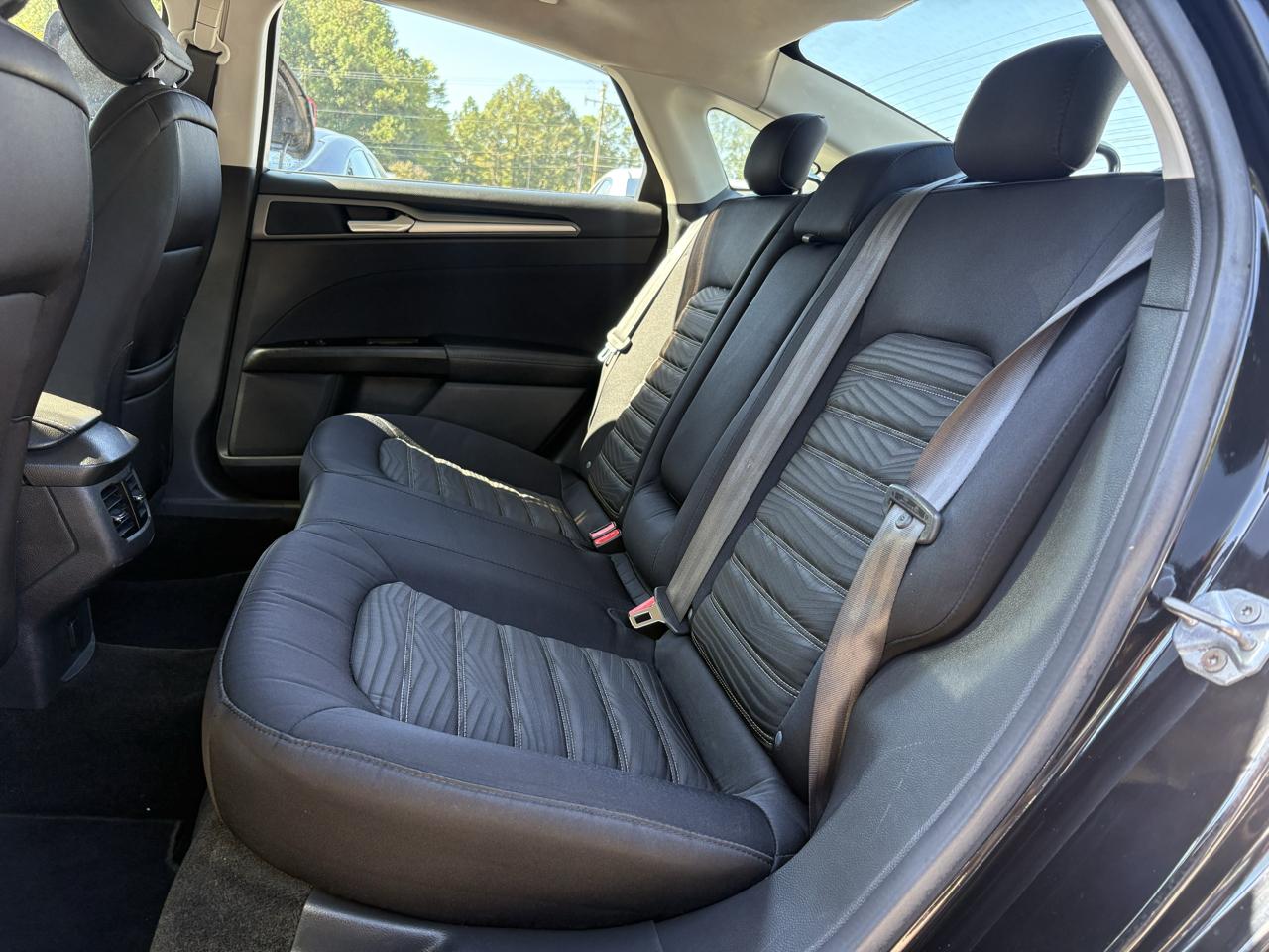 Ford Fusion SE 2016