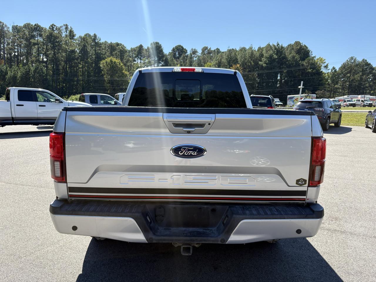 Ford F-150 Supercab 157" Lariat 4WD 2018