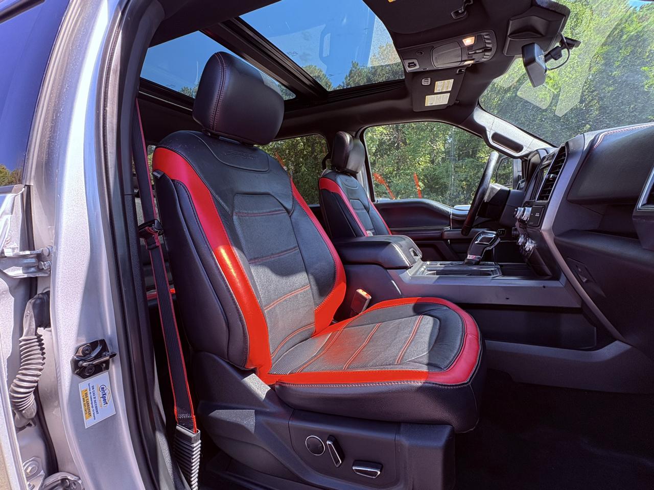 Ford F-150 Supercab 157" Lariat 4WD 2018