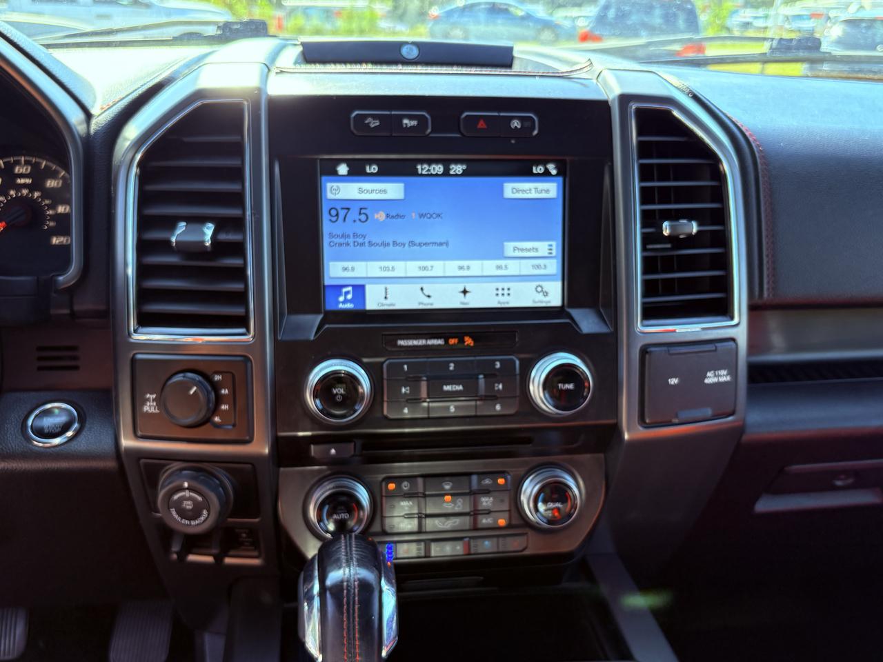 Ford F-150 Supercab 157" Lariat 4WD 2018