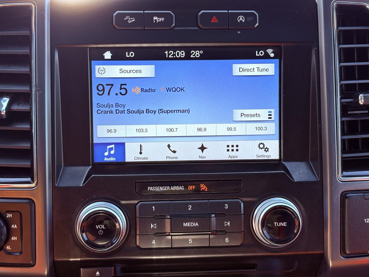 Ford F-150 Supercab 157" Lariat 4WD 2018