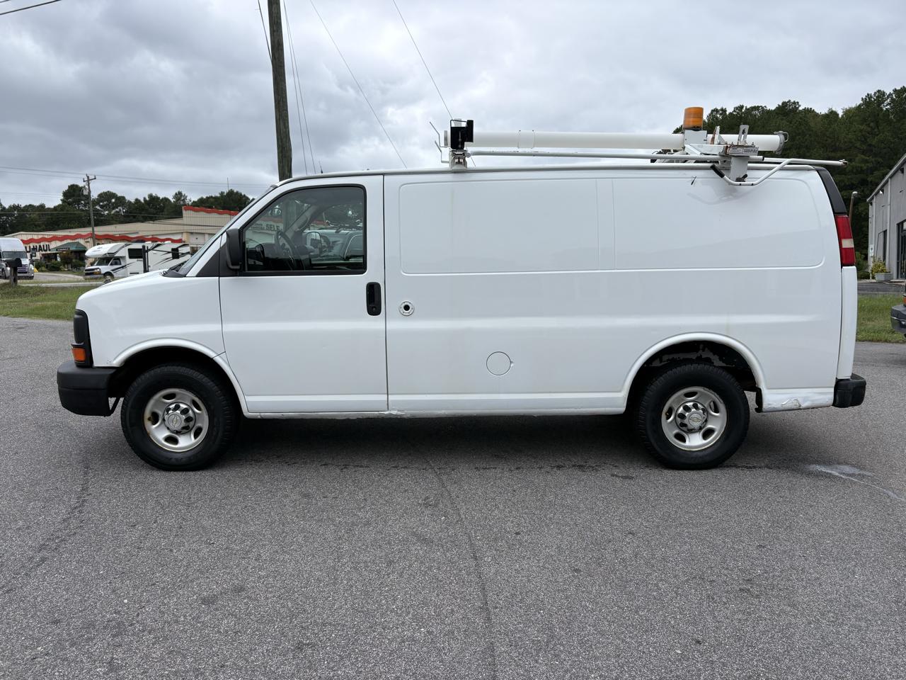 Chevrolet Express 2500 Cargo 2011