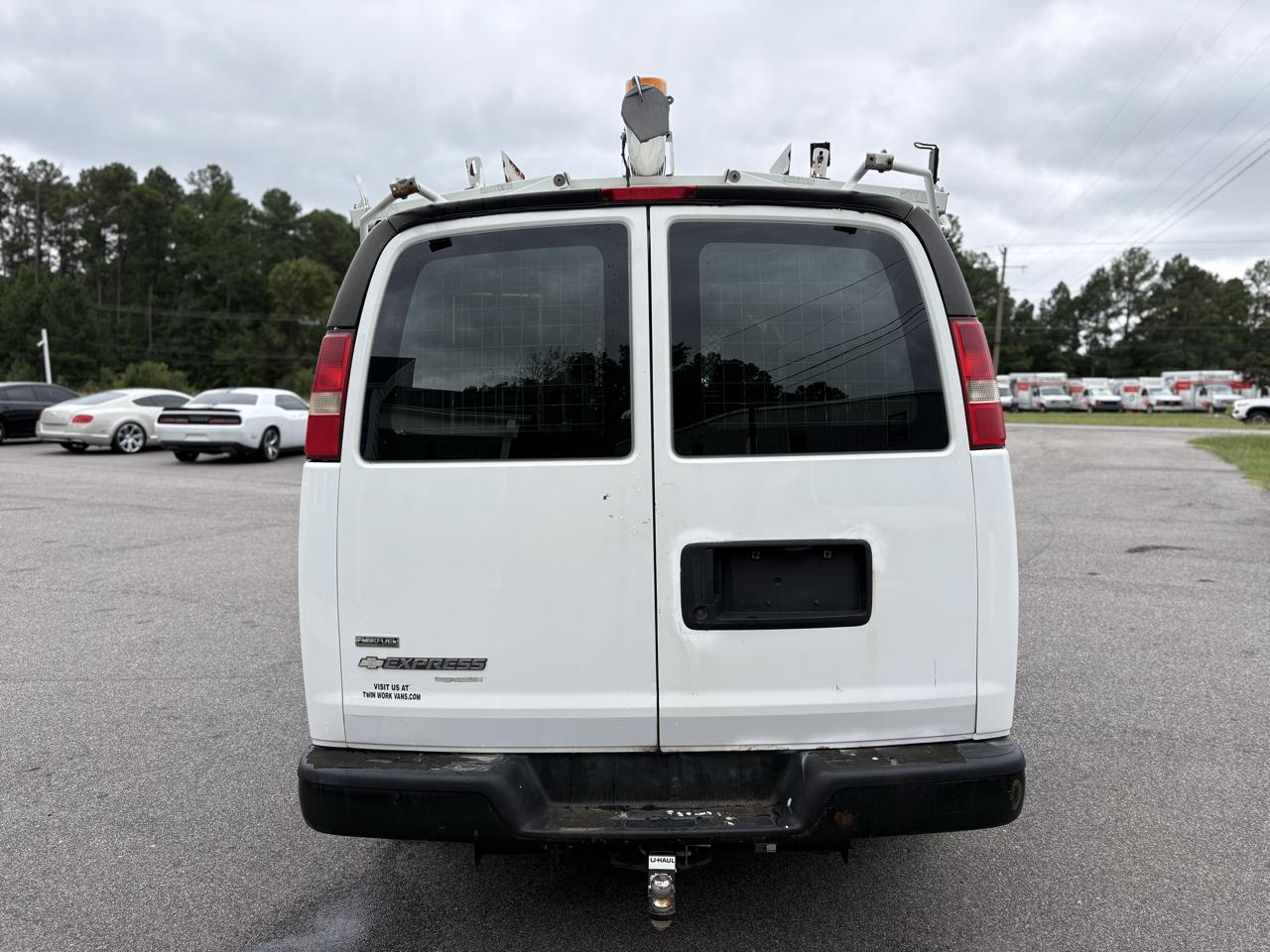Chevrolet Express 2500 Cargo 2011