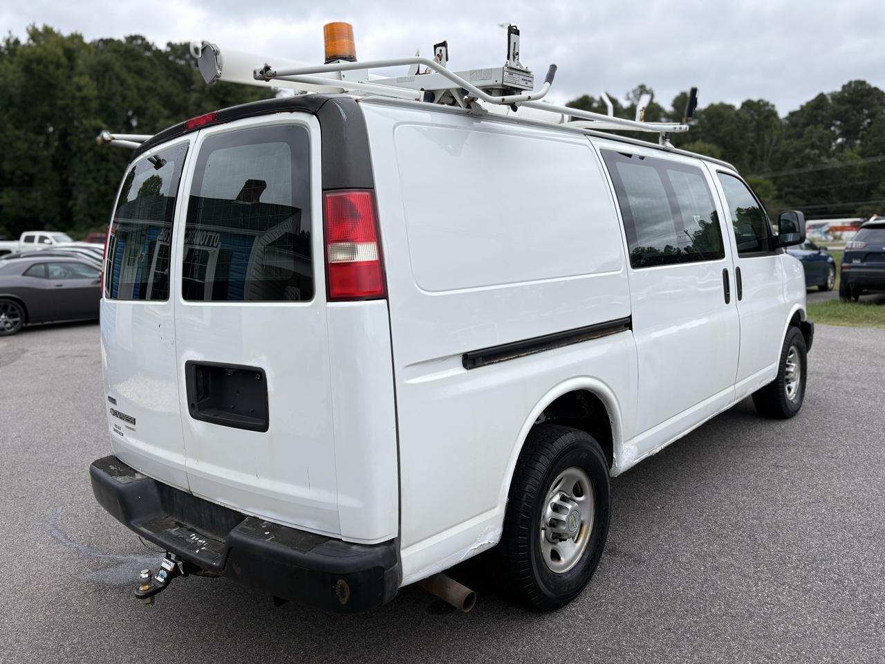 Chevrolet Express 2500 Cargo 2011
