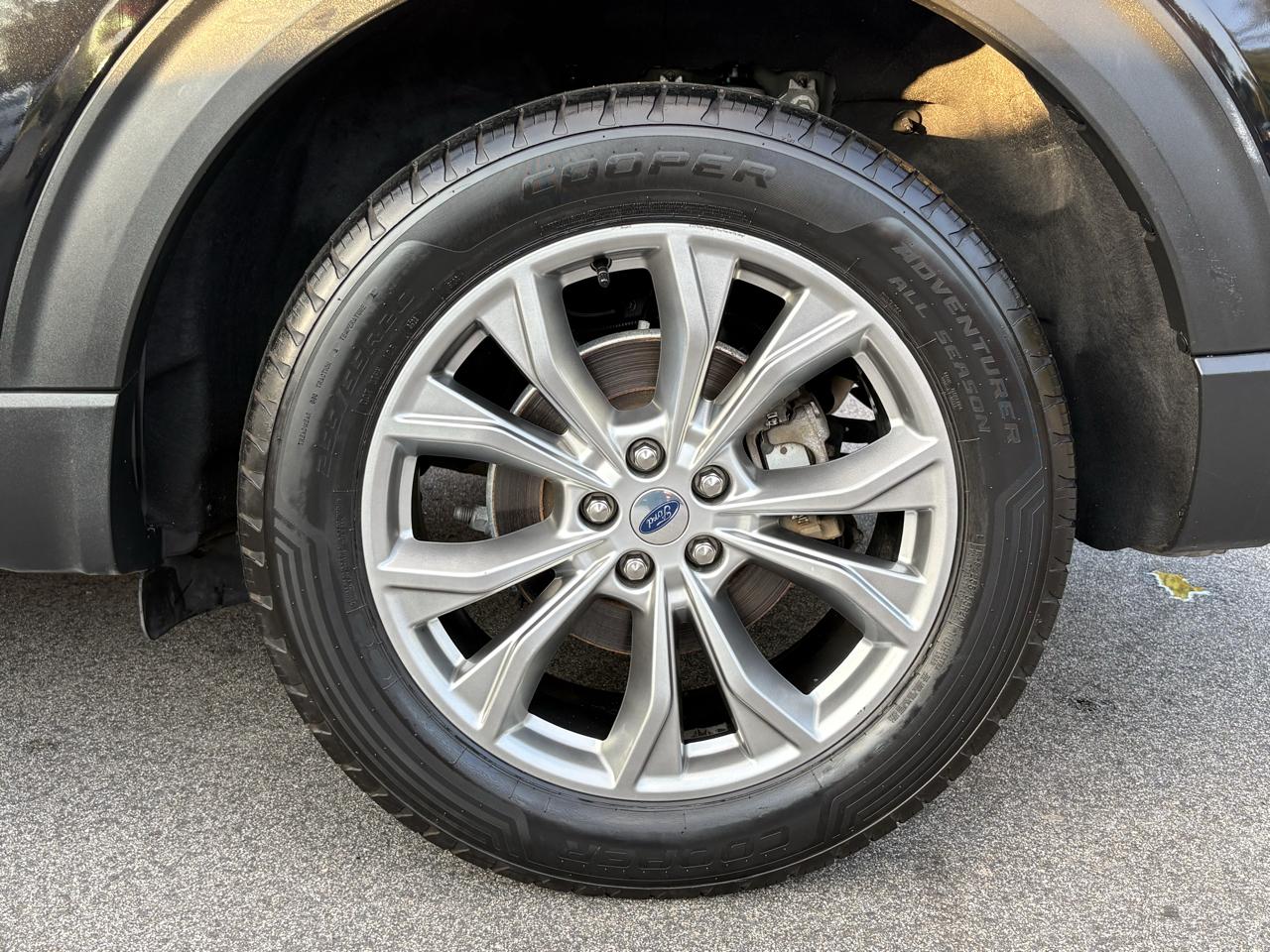 Ford Explorer Limited AWD 2022
