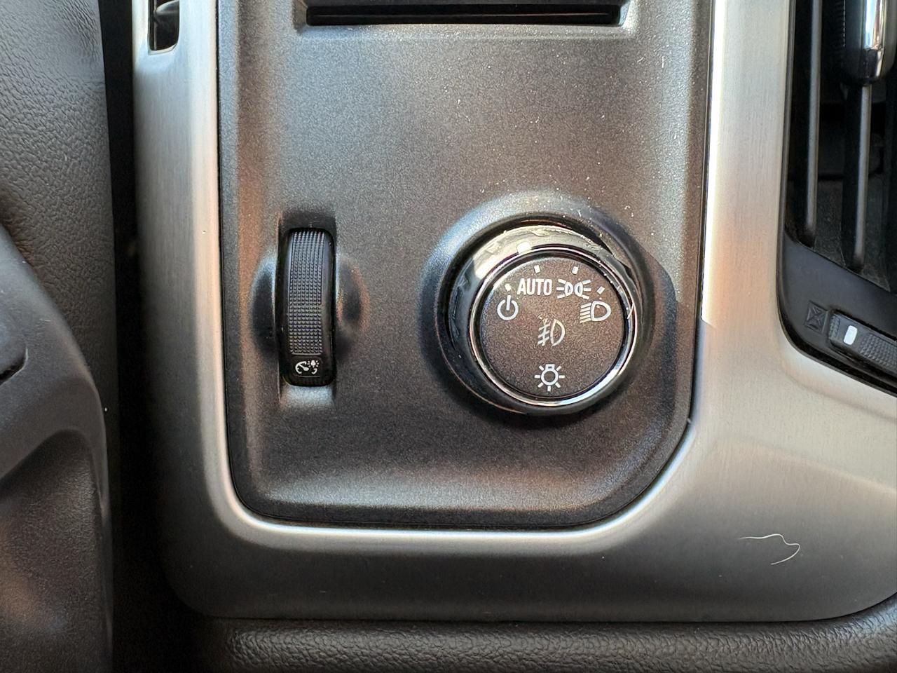 GMC Sierra 1500 SLT Crew Cab 2WD 2018