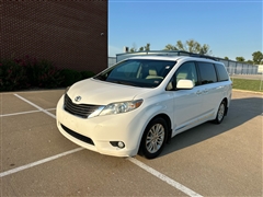 2012 Toyota Sienna 
