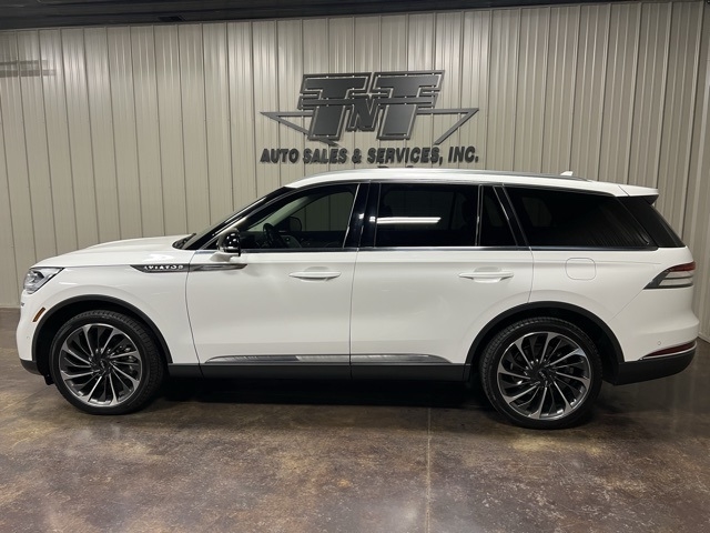 Lincoln Aviator  2020