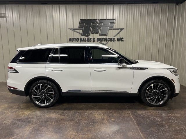 Lincoln Aviator  2020