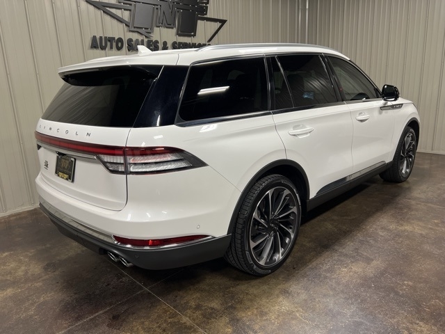 Lincoln Aviator  2020