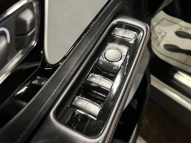 Lincoln Aviator  2020