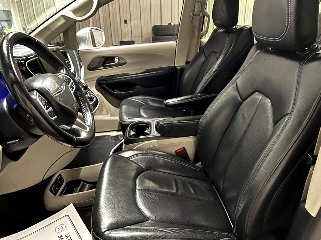 Chrysler Pacifica  2021