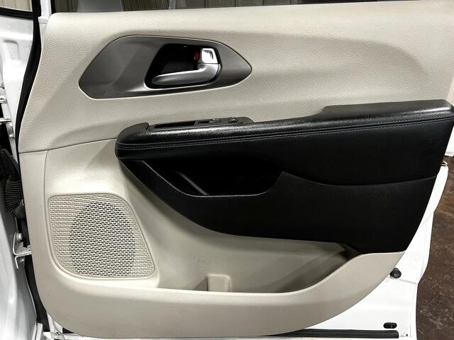 Chrysler Pacifica  2021