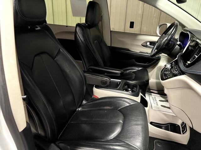 Chrysler Pacifica  2021