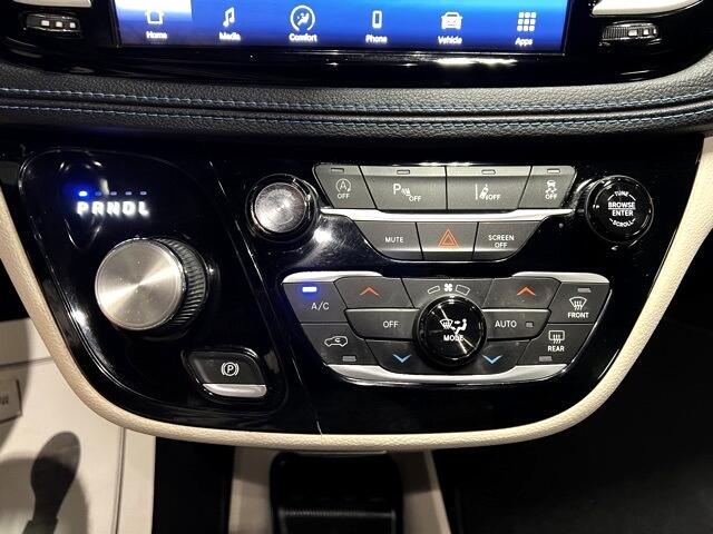 Chrysler Pacifica  2021