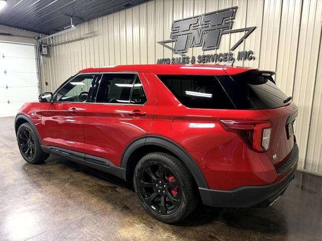 2022 Ford Explorer ST photo 4