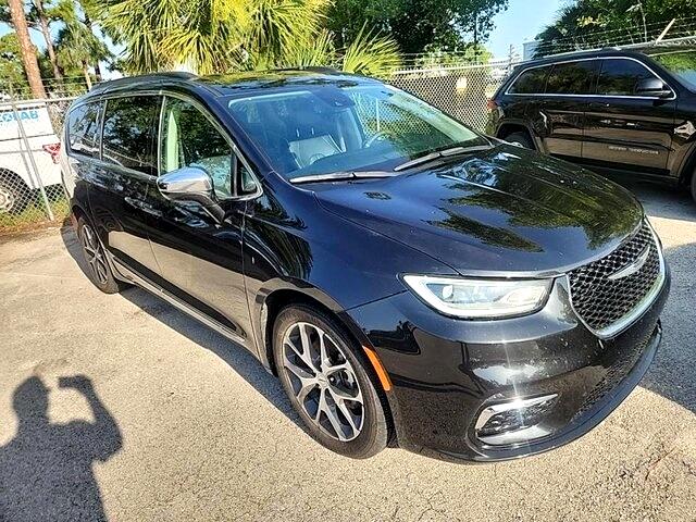 2022 Chrysler Pacifica Limited photo 4