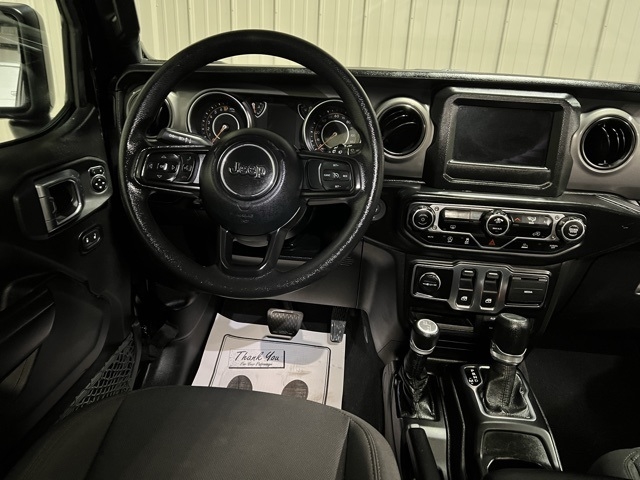 Jeep Wrangler  2022