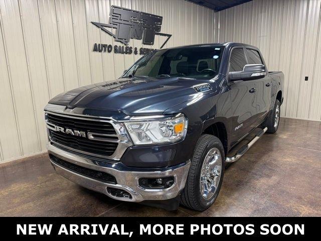 2021 RAM 1500 Big Horn/Lone Star 4x4 Crew Cab 5'7's photo