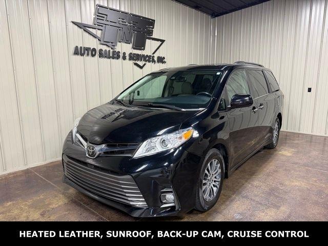 2020 Toyota Sienna XLE