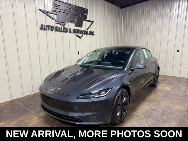 2025 Tesla Model 3 Long Range