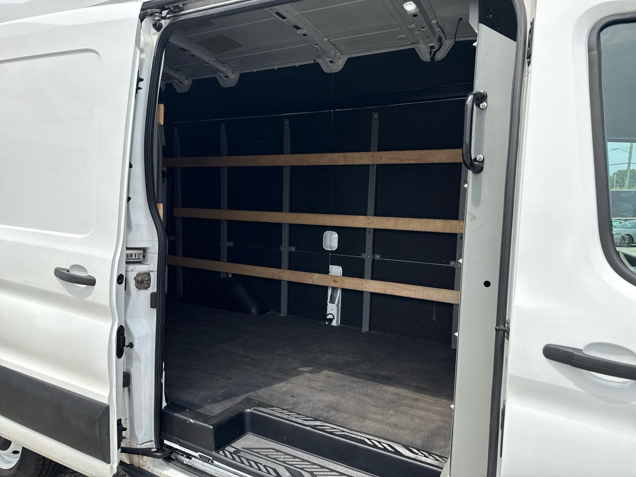 Ford Transit 250 Van High Roof w/Sliding Pass. 148-in. WB 2021