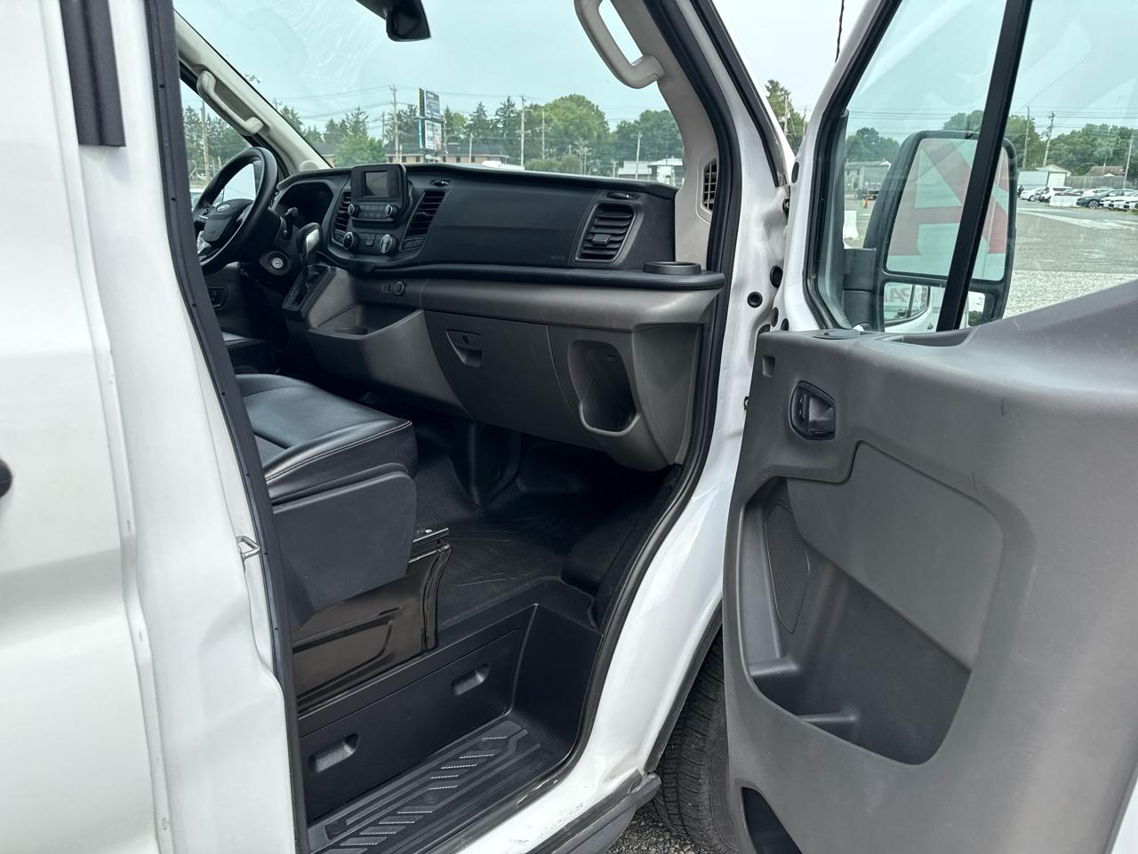 Ford Transit 250 Van High Roof w/Sliding Pass. 148-in. WB 2021