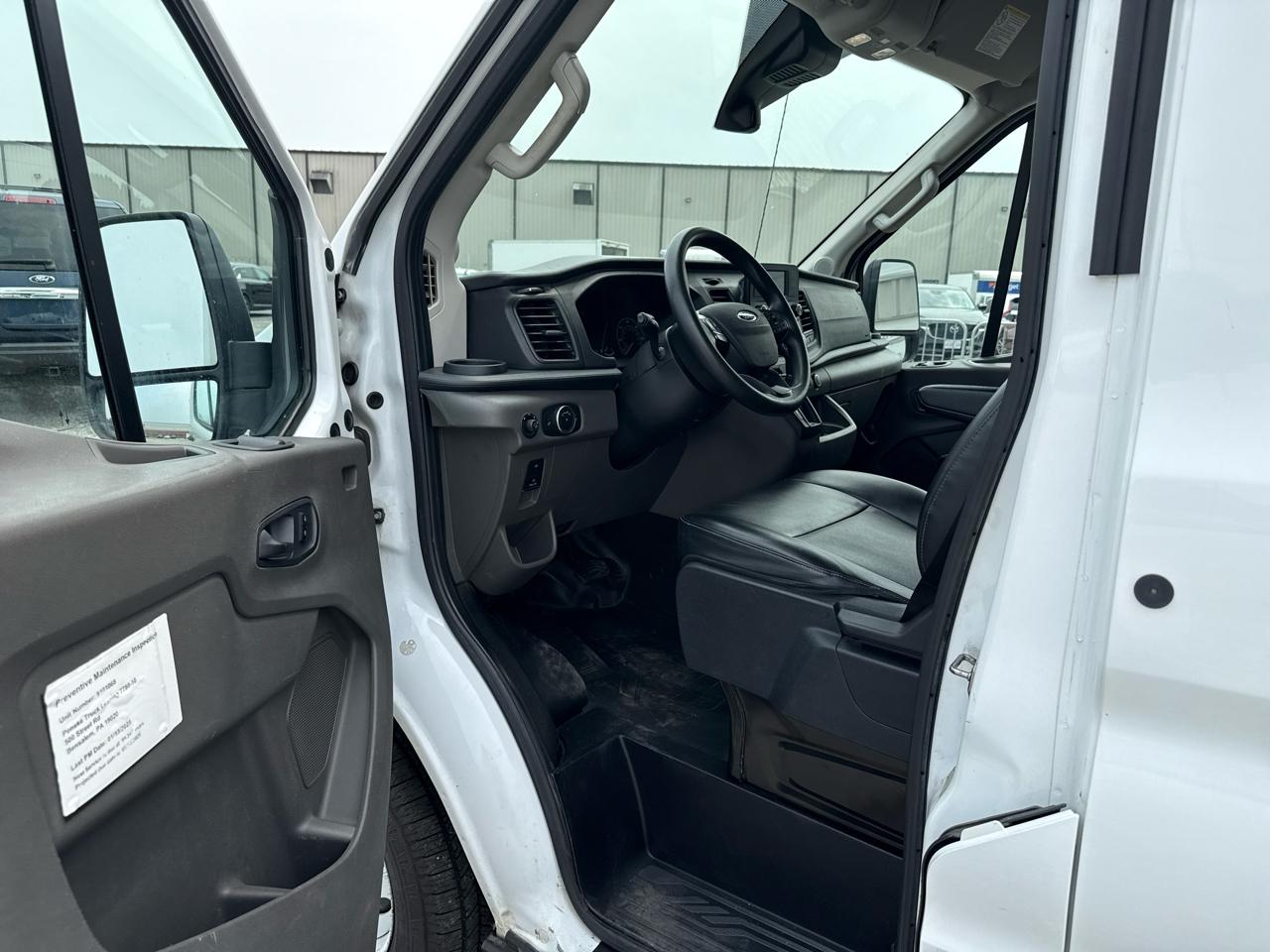 Ford Transit 250 Van High Roof w/Sliding Pass. 148-in. WB 2021